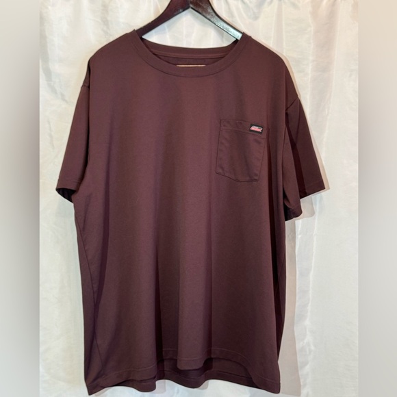 Genuine Dickies 3XL Maroon Pocket T-Shirt 100% Polyester - Picture 1 of 6